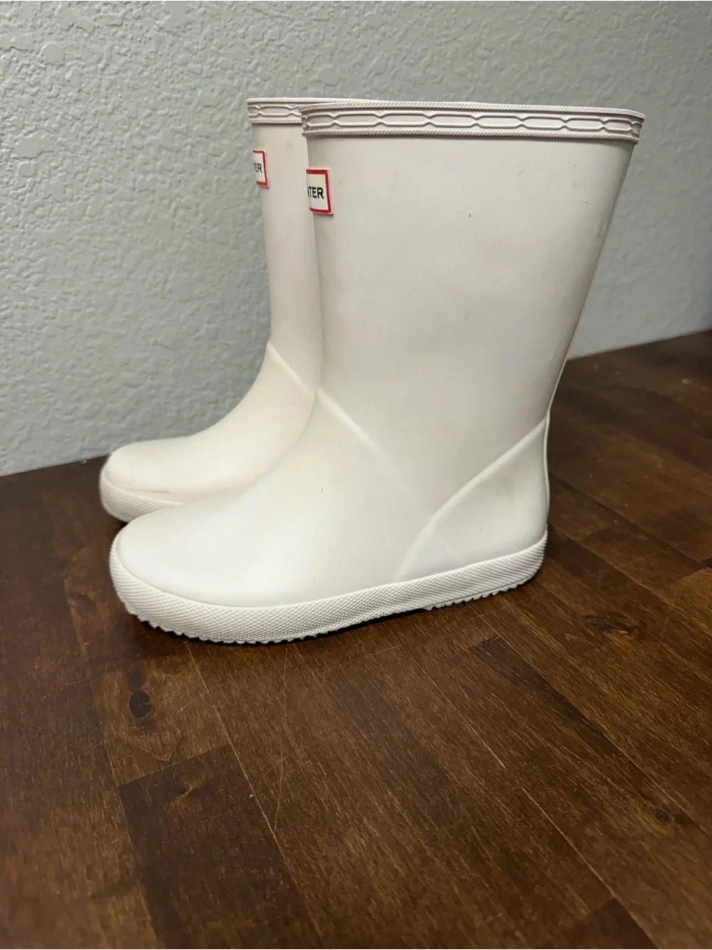 Hunter Short Mid-Calf Rain Boots in Cream
